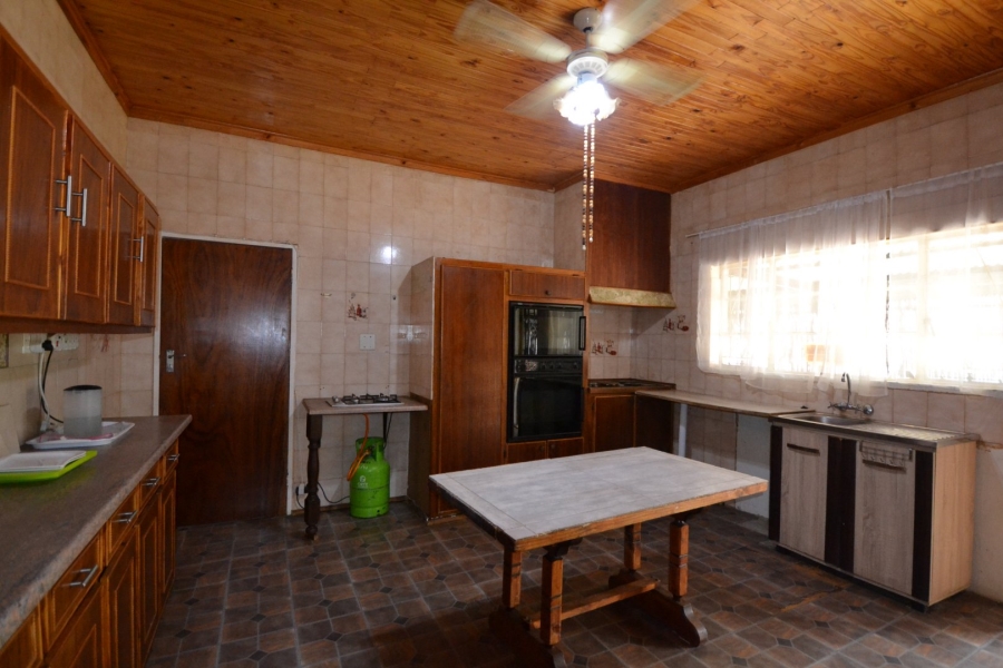 5 Bedroom Property for Sale in Hennenman Free State